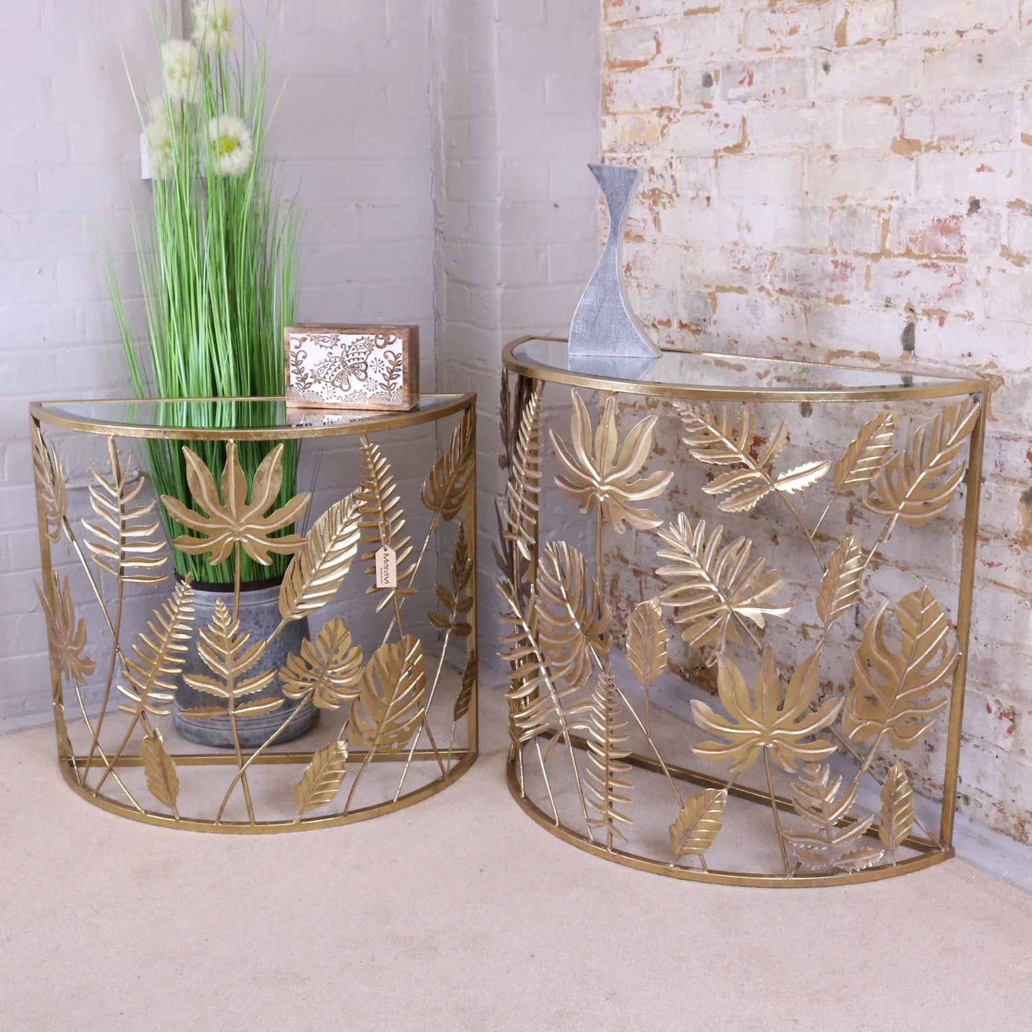 FURNITURE Maravi