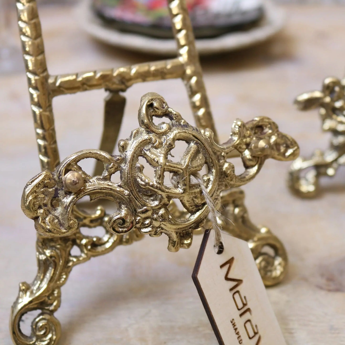 Sabarmati Set of 2 Antiqued Brass Easels - Closeup of Holder