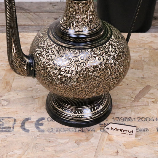 Aravalli Aftaba Brass Arabian Jug Vase Ornament 76cm - Closeup of Middle Section