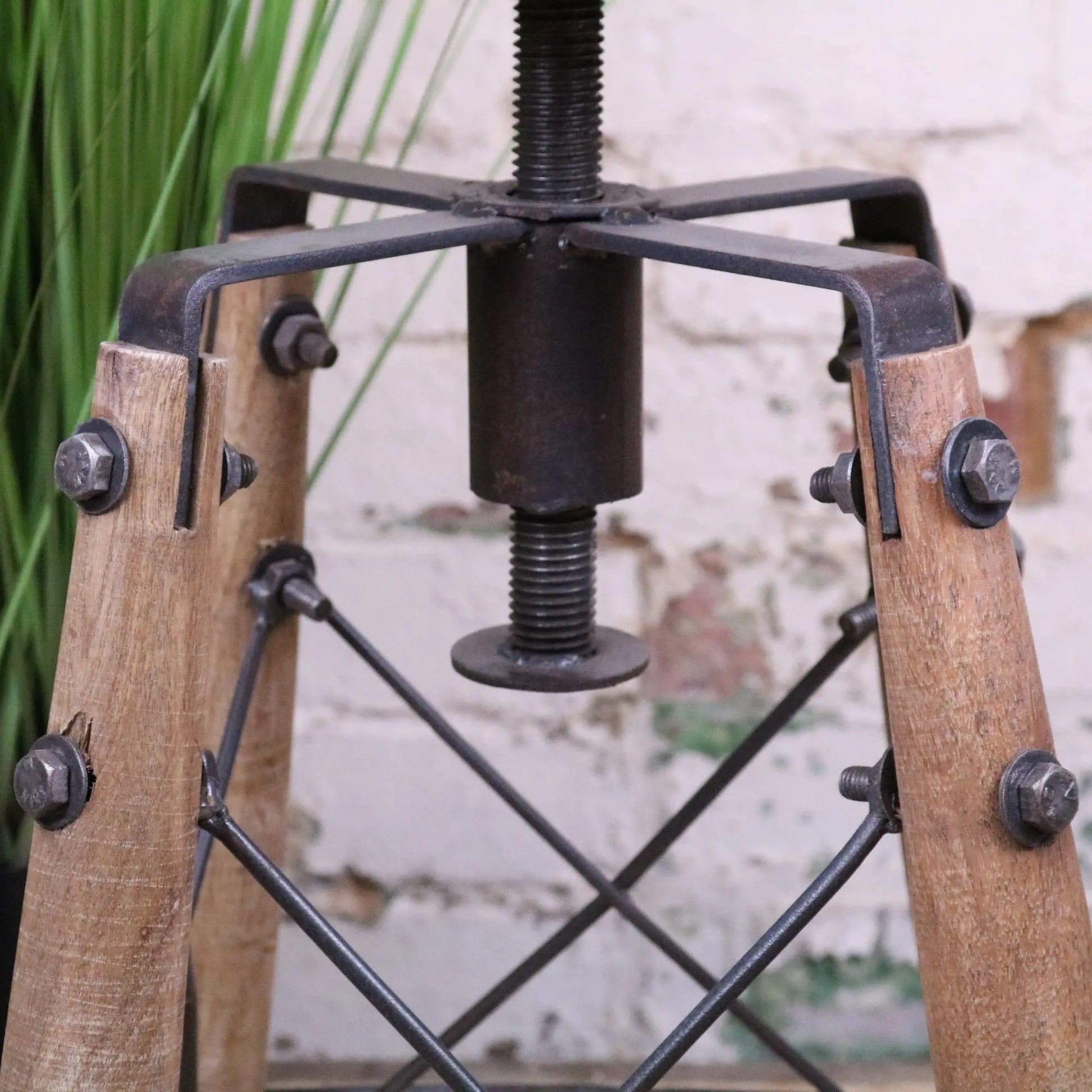 Chayana Adjustable Industrial Stool - Closeup of Mechanism