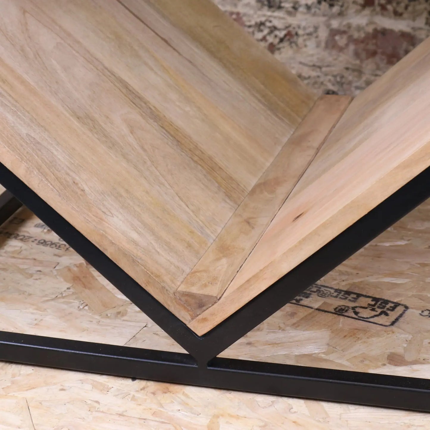 Nilgiri Nook Coffee Table - Closeup of Nook