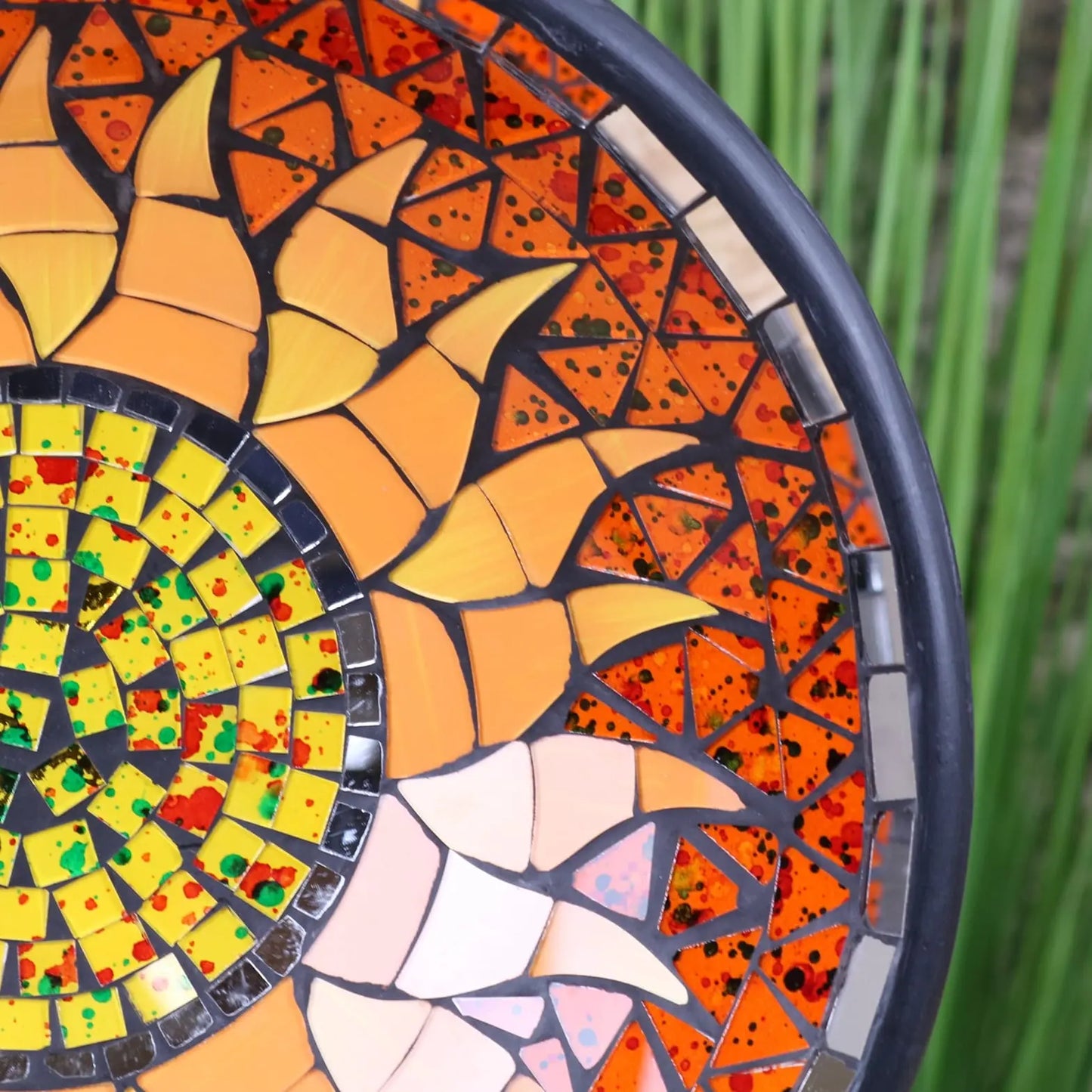 Surya Mosaic Bowl 30cm Sun Design Yellow and Red - Closeup of Edge
