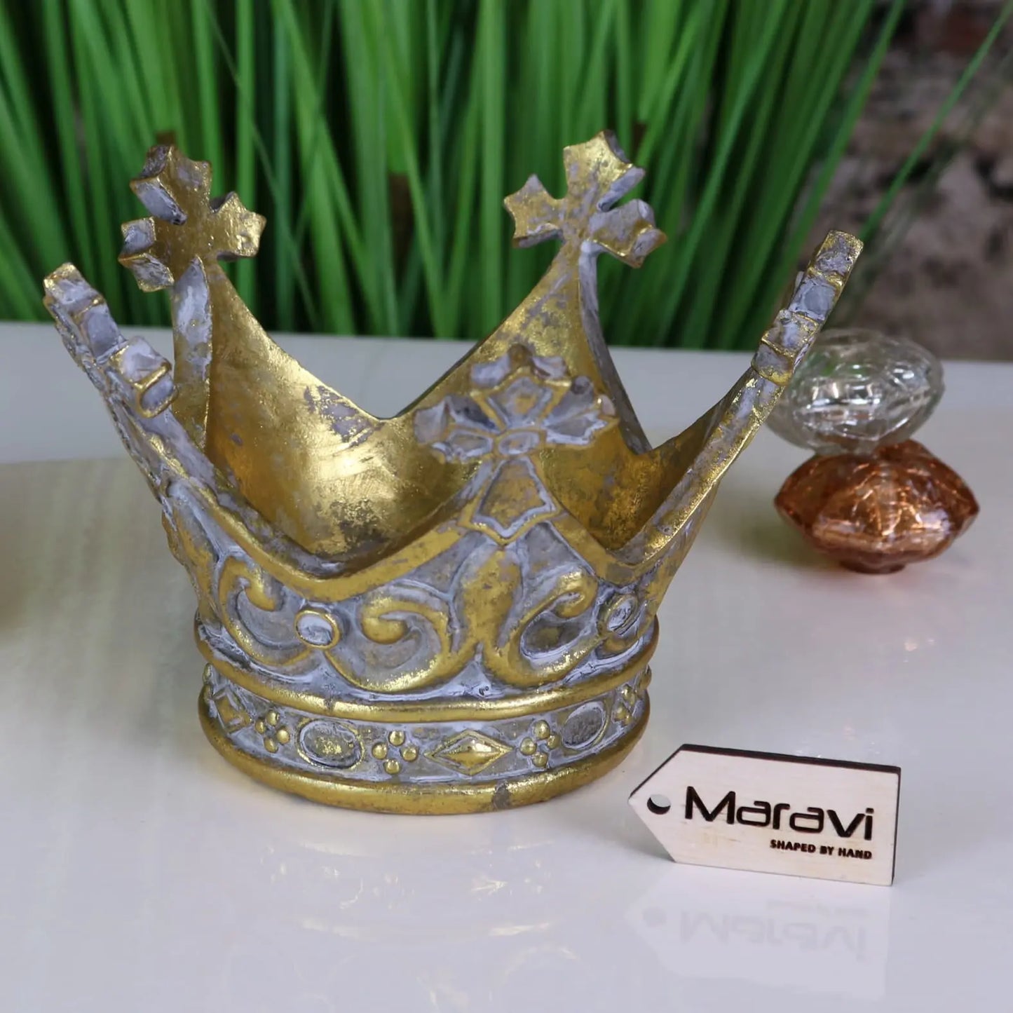 Ziro Crown Candle Holder Vintage Style Main Image