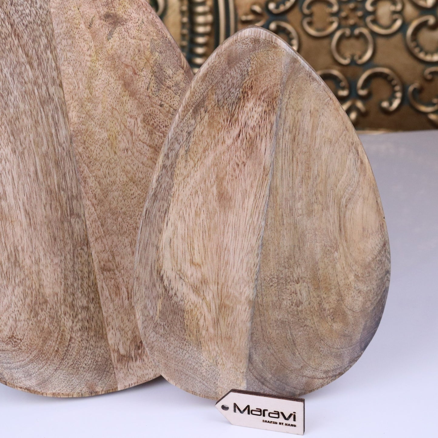 Jarita Oval Shaped Wooden Serving Dishes Set of 2 - Zoomed in on small dish