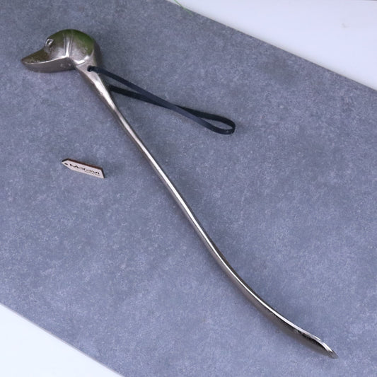 Kaisa Dog Head Antique Style Shoe Horn Antique Gold - Main Image