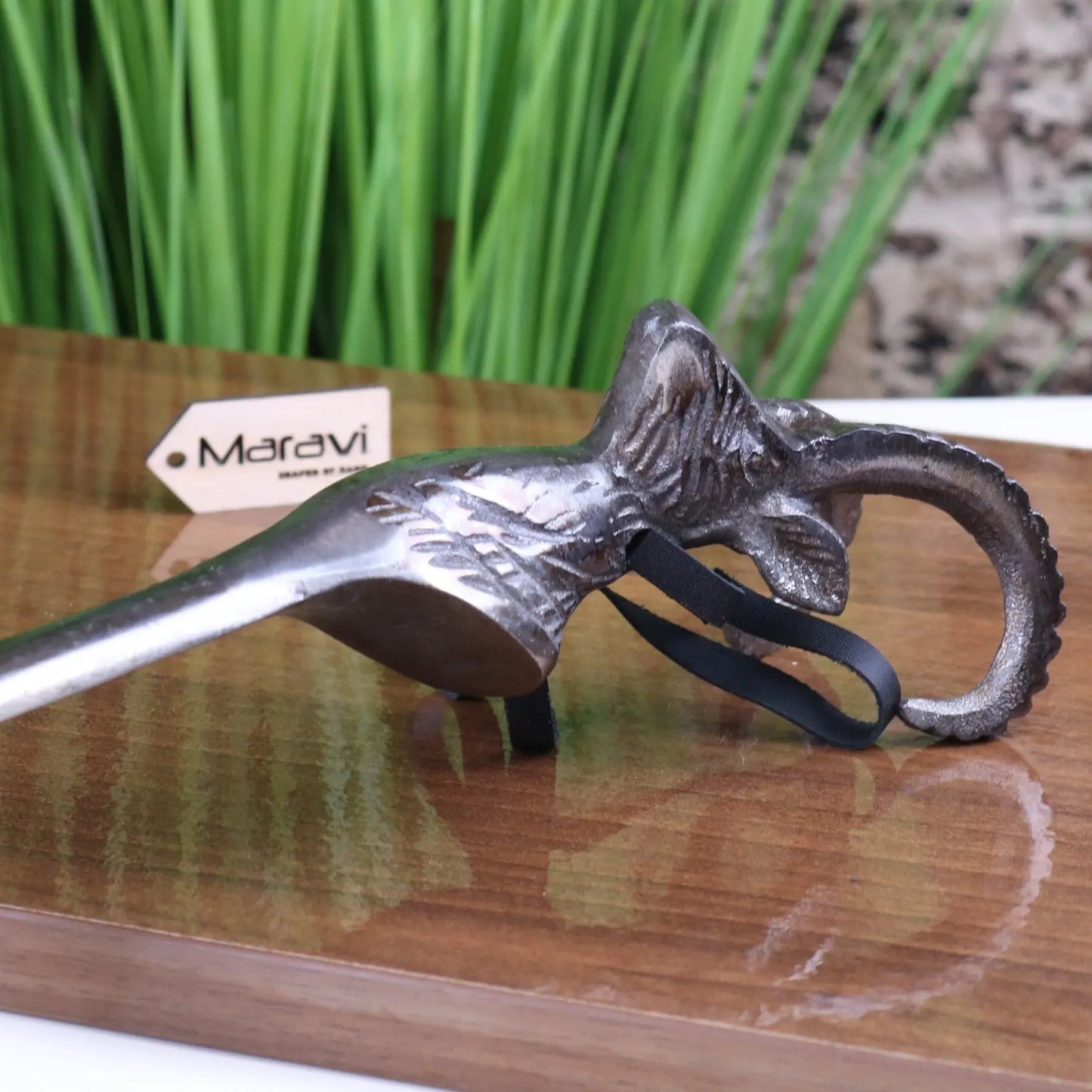 Kasha Ram's Head Antique Style Shoe Horn Gunmetal - Closeup of Head