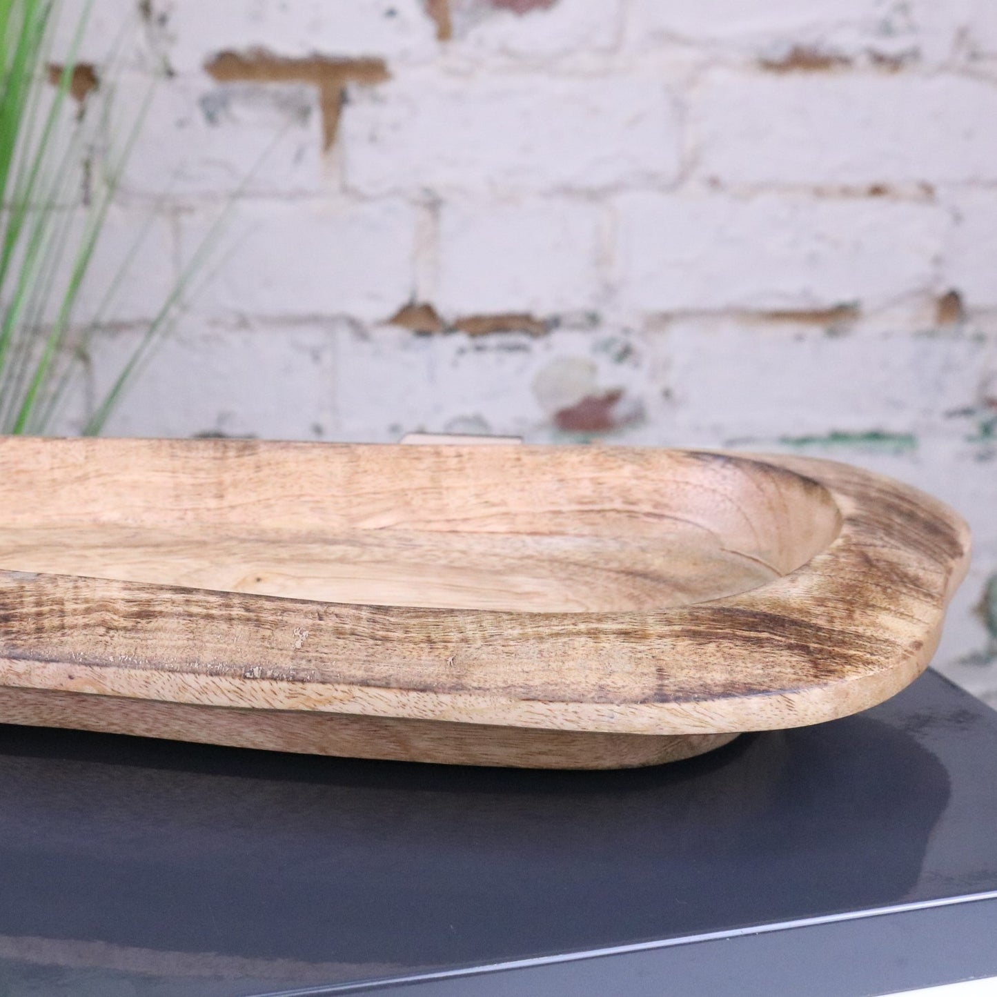 Nalita Wooden Dough Bowl Serving Dish 57cm - Closeup of Edge 2