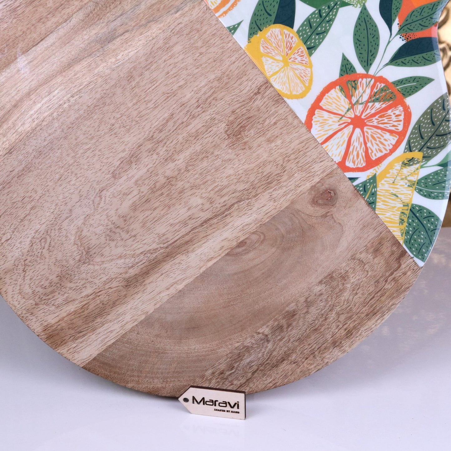 Saitras Round Chopping Board 48cm Enamel Citrus Design - Closeup of Woodgrain and Enamel Design