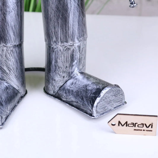 Silver Robot Ornament Springy Round Bobble Head - Closeup of Foot