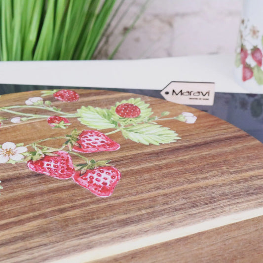 Thaniya 35cm Wooden Lazy Susan Strawberry Design - Closeup of Strawberry Design
