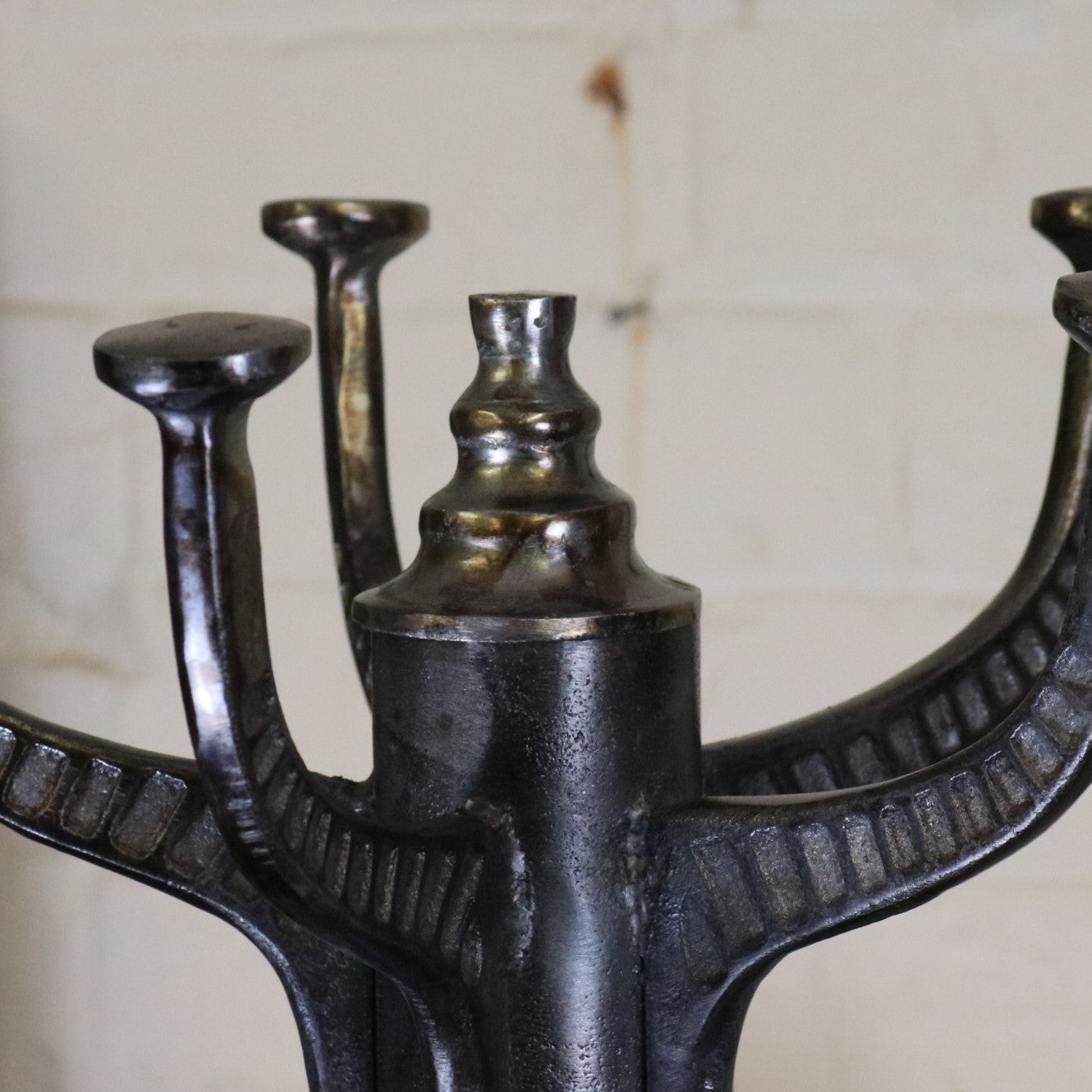 Ural Vintage Metal Coat Stand Gunmetal Colour - Closeup of Top Piece