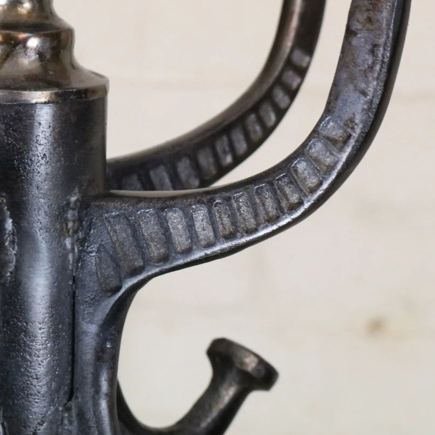Ural Vintage Metal Coat Stand Gunmetal Colour - Closeup of Design on Hook