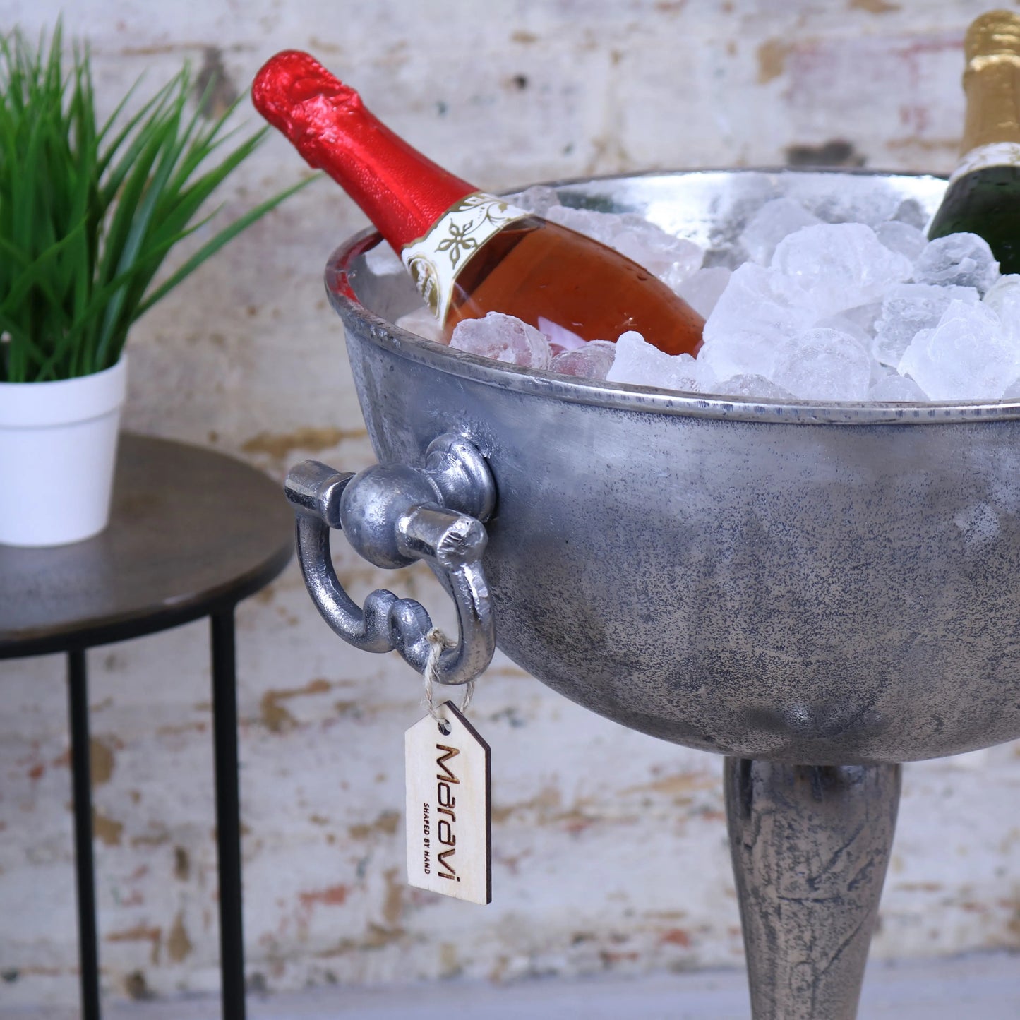 Tumbani Floor Standing Champagne Ice Bucket Tub Handle Closeup