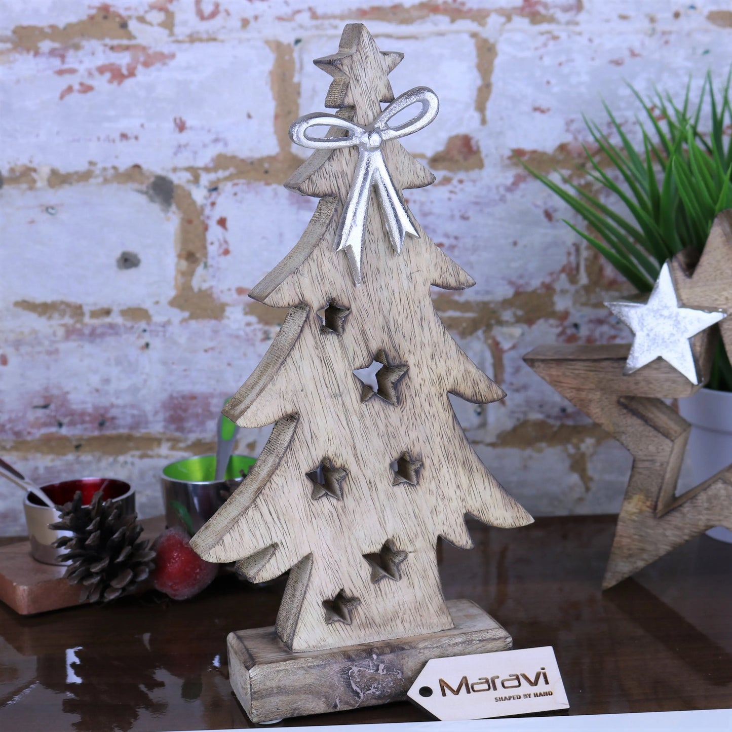 Lovell 29cm Wooden Tree Bow Decoration Maravi