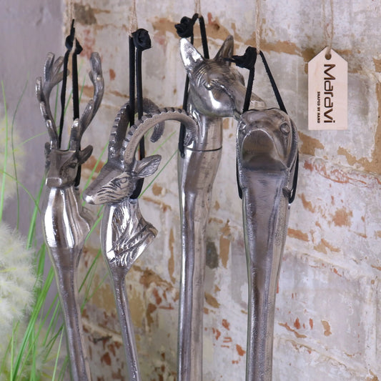 Khosa Animal Head Antique Style Shoe Horn Closeup of Heads