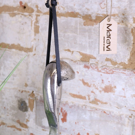 Kelsih Chunky Metal Vintage Style Shoe Horn Closeup of Head