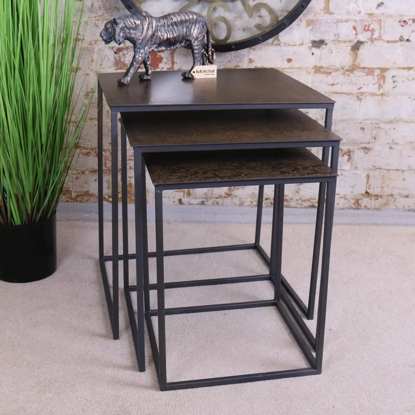 Supli Nest of 3 Tables Gold Embossed Flower Pattern Maravi