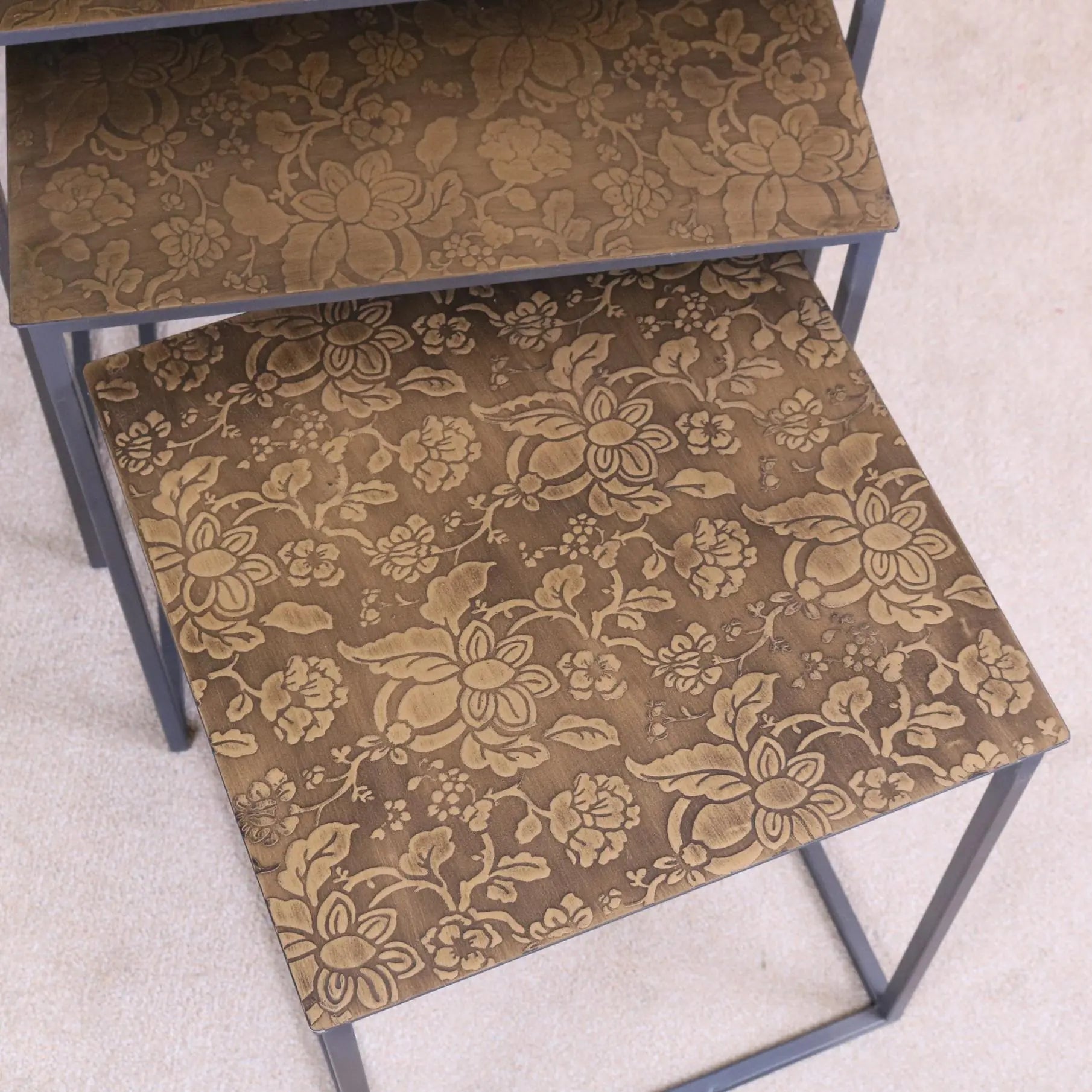 Supli Nest of 3 Tables Gold Embossed Flower Pattern Maravi