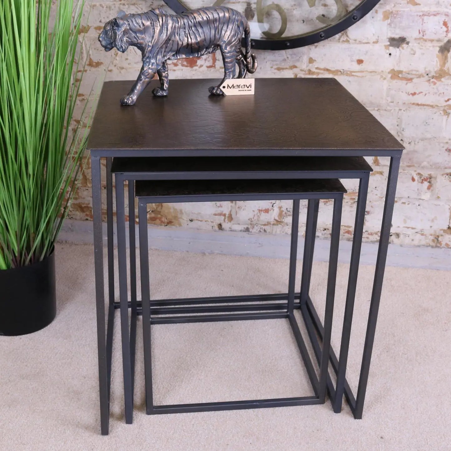 Supli Nest of 3 Tables Gold Embossed Flower Pattern Maravi