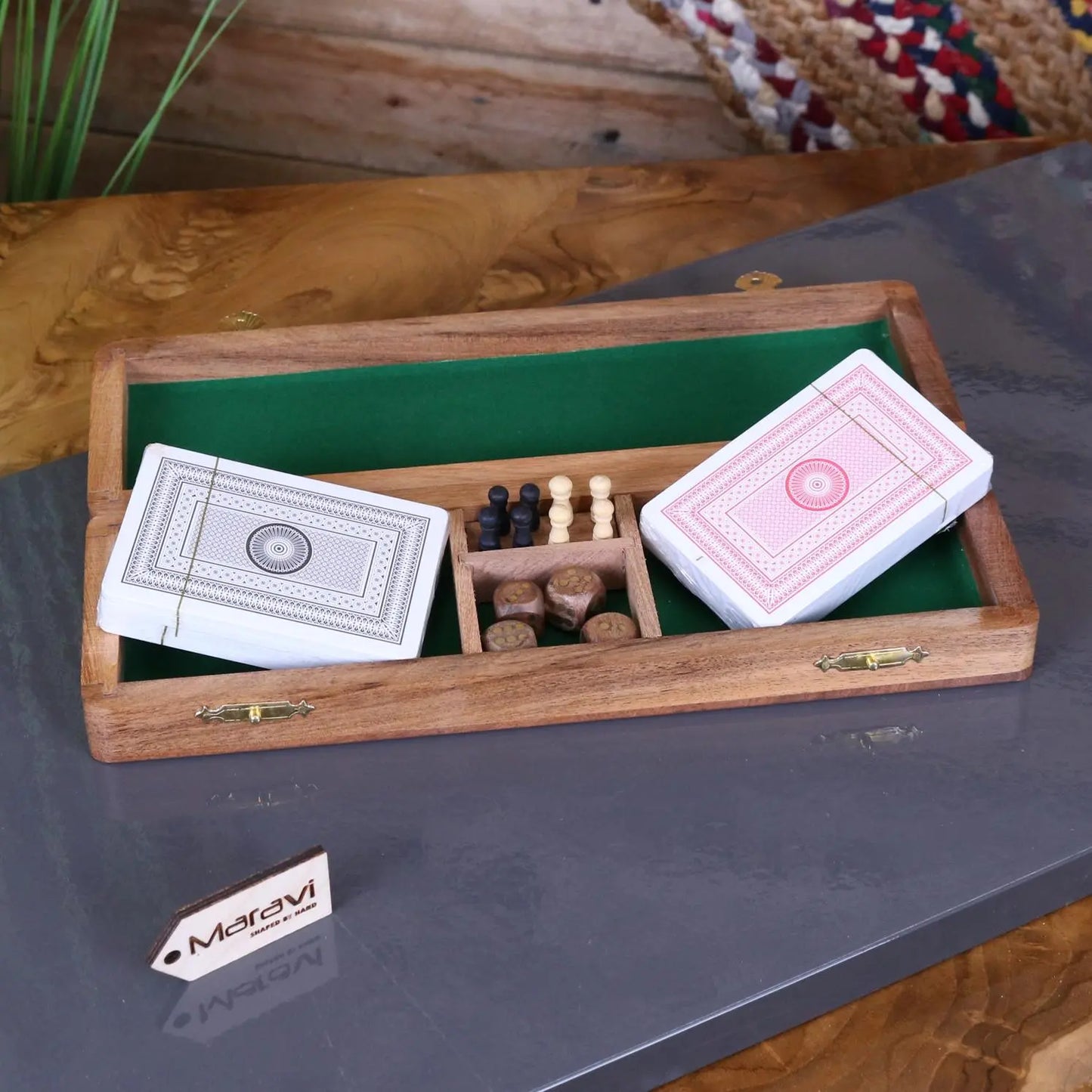 Deori Sheesham Wood Cribbage Game Set - Inside View