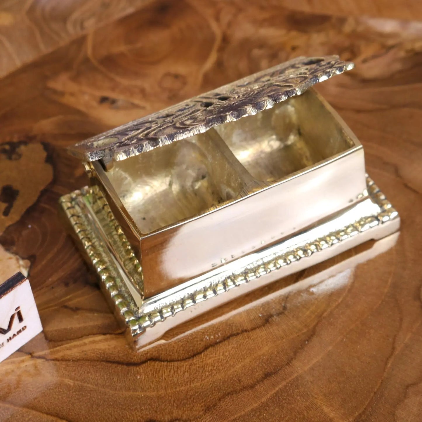 Newsa Sunflower Design Luxury Desk Accessories - Stamp Box Lid Open Closeup