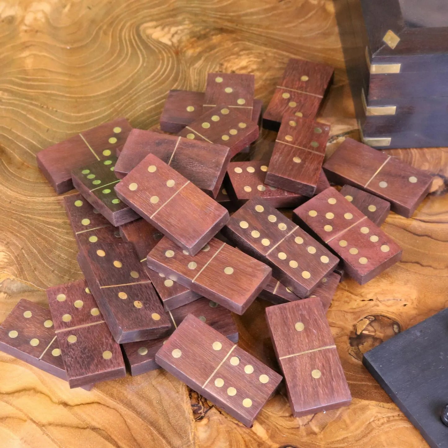 Tarera Sheesham Wood 5in1 Game Compendium - Dominoes