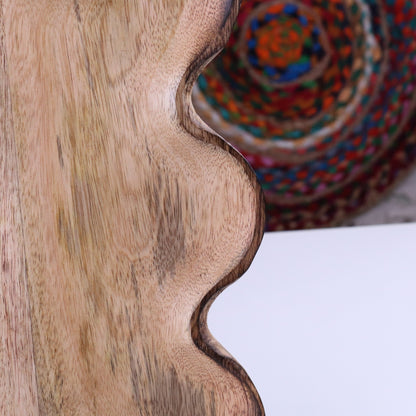 Amrola Mango Wood Serving Dish - Closeup of Edge Whilst Standing