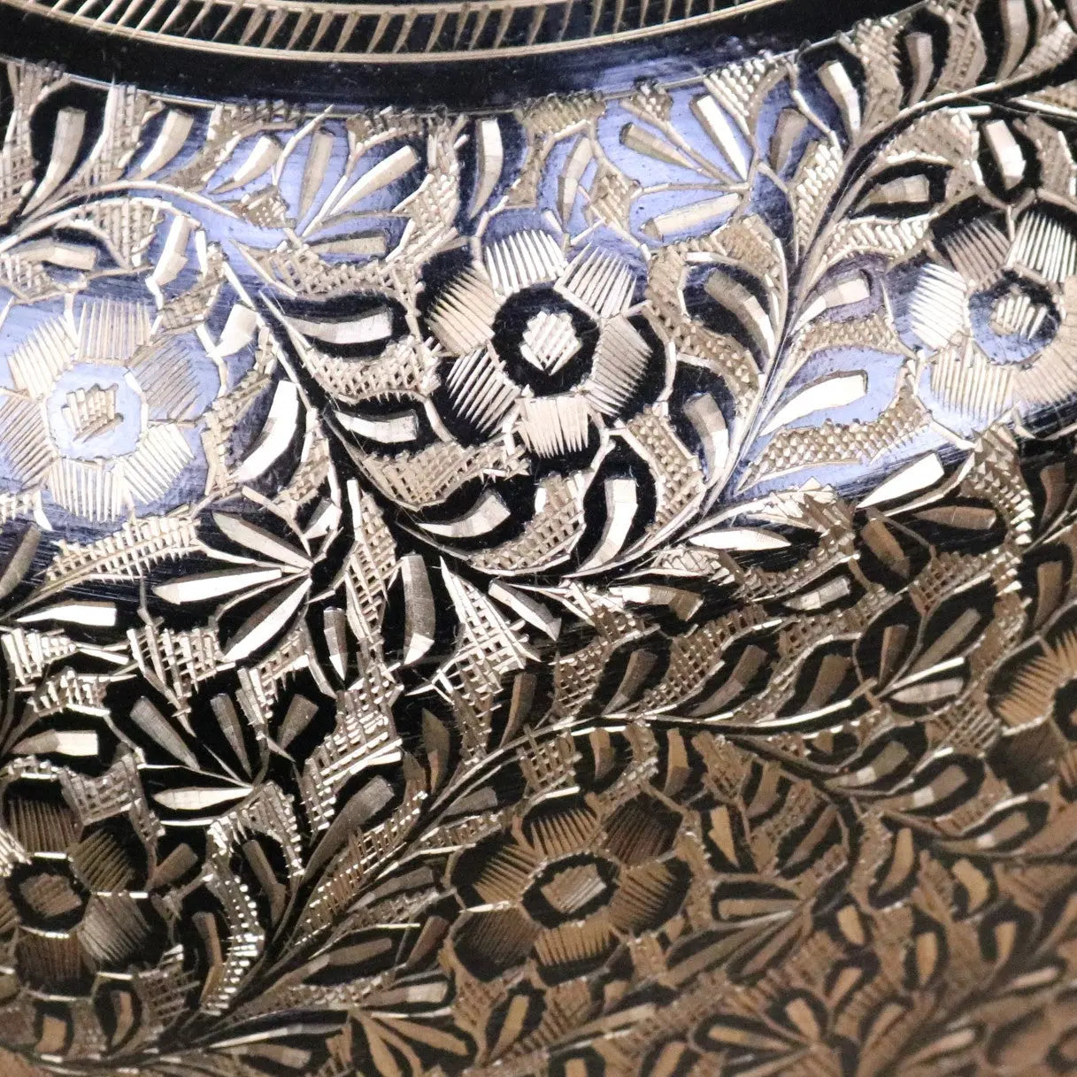 Aravalli Aftaba Brass Arabian Jug Vase Ornament 76cm - Closeup of Etching