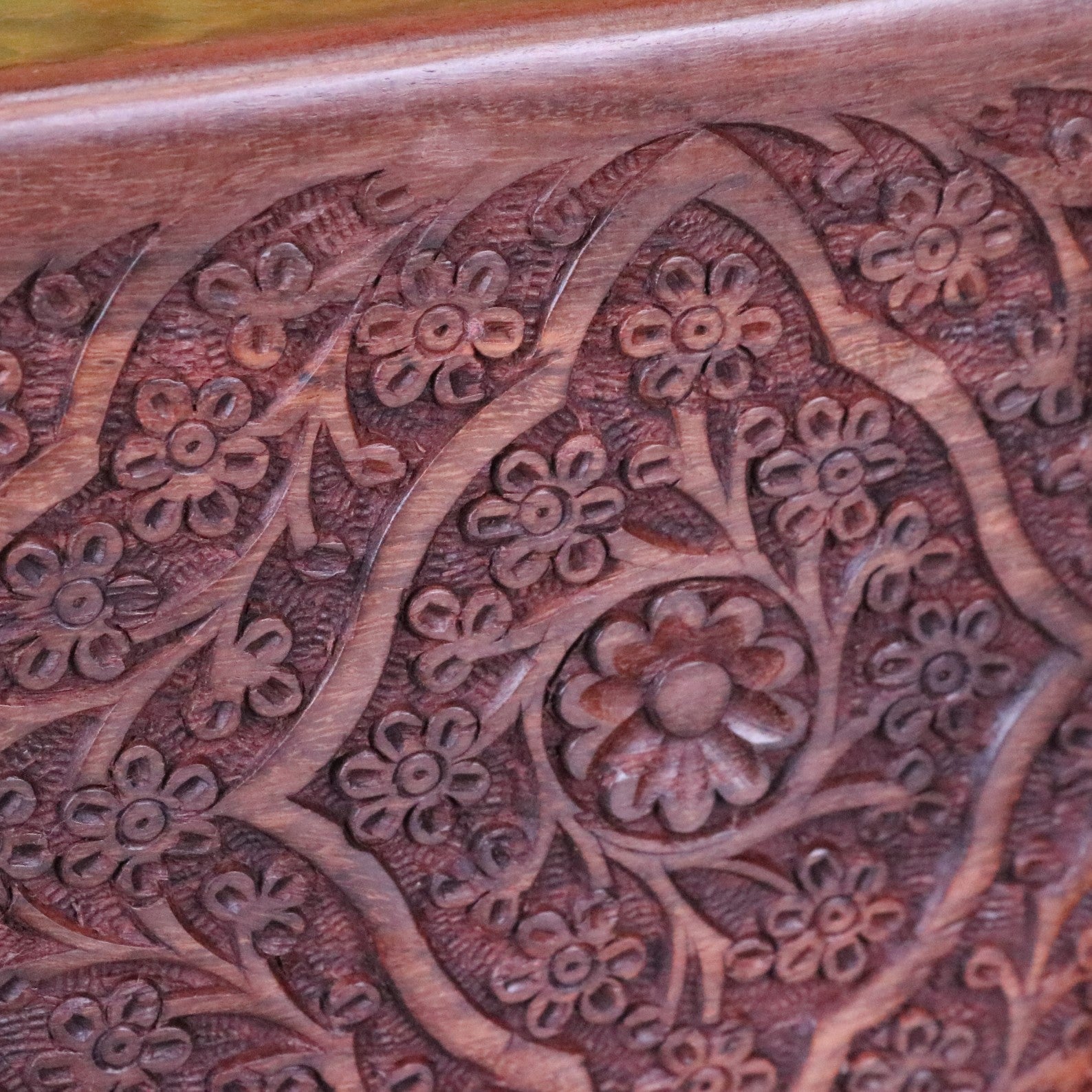 Belasa Wooden Storage Box Sheesham Wood - Closeup of Carved Pattern
