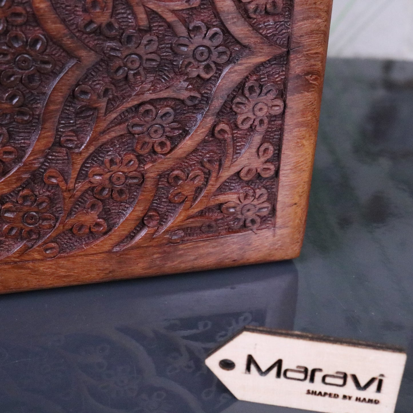 Belasa Wooden Storage Box Sheesham Wood - Closeup of Carved Pattern 2