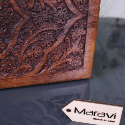 Belasa Wooden Storage Box Sheesham Wood - Closeup of Carved Pattern 2