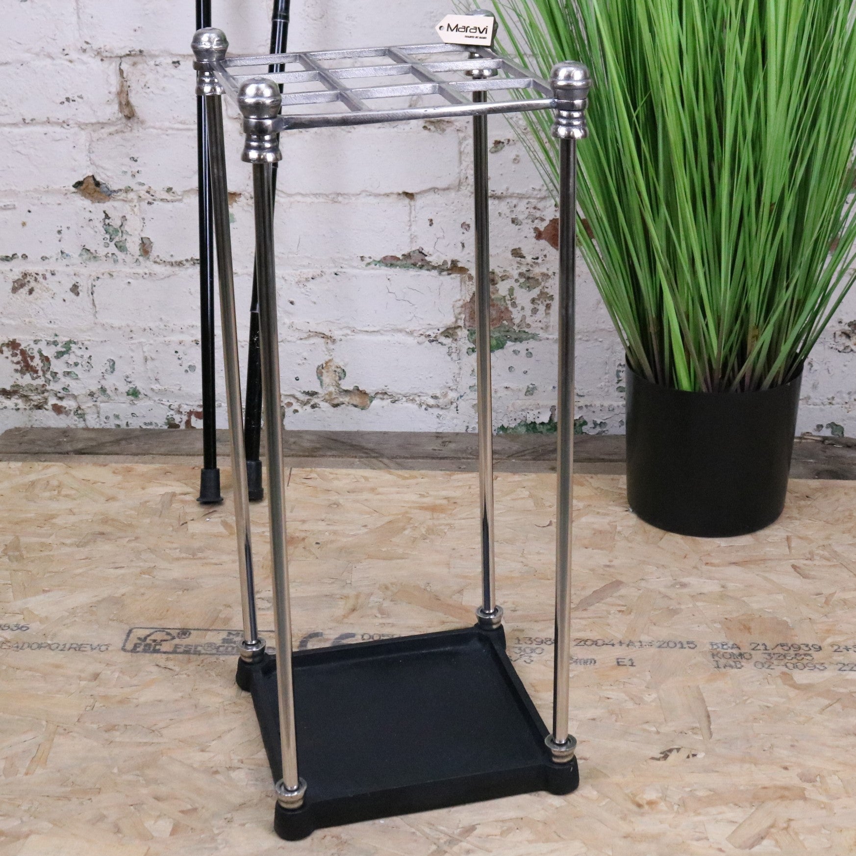 Bitlan Walking Stick Stand - Front View