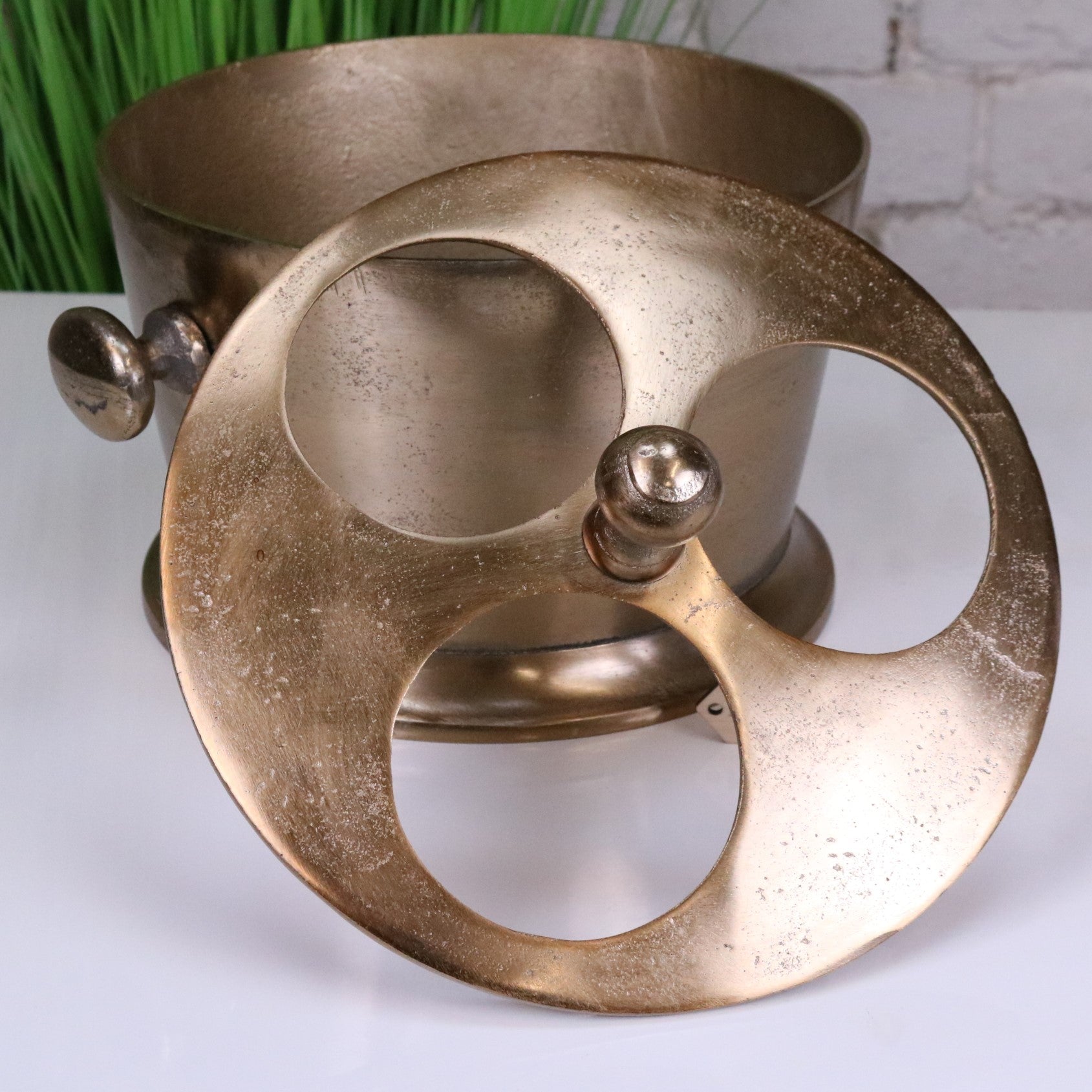 Chuhan Wine Ice Bucket 3 Bottle Sections Champagne Gold - Lid Removed Closeup
