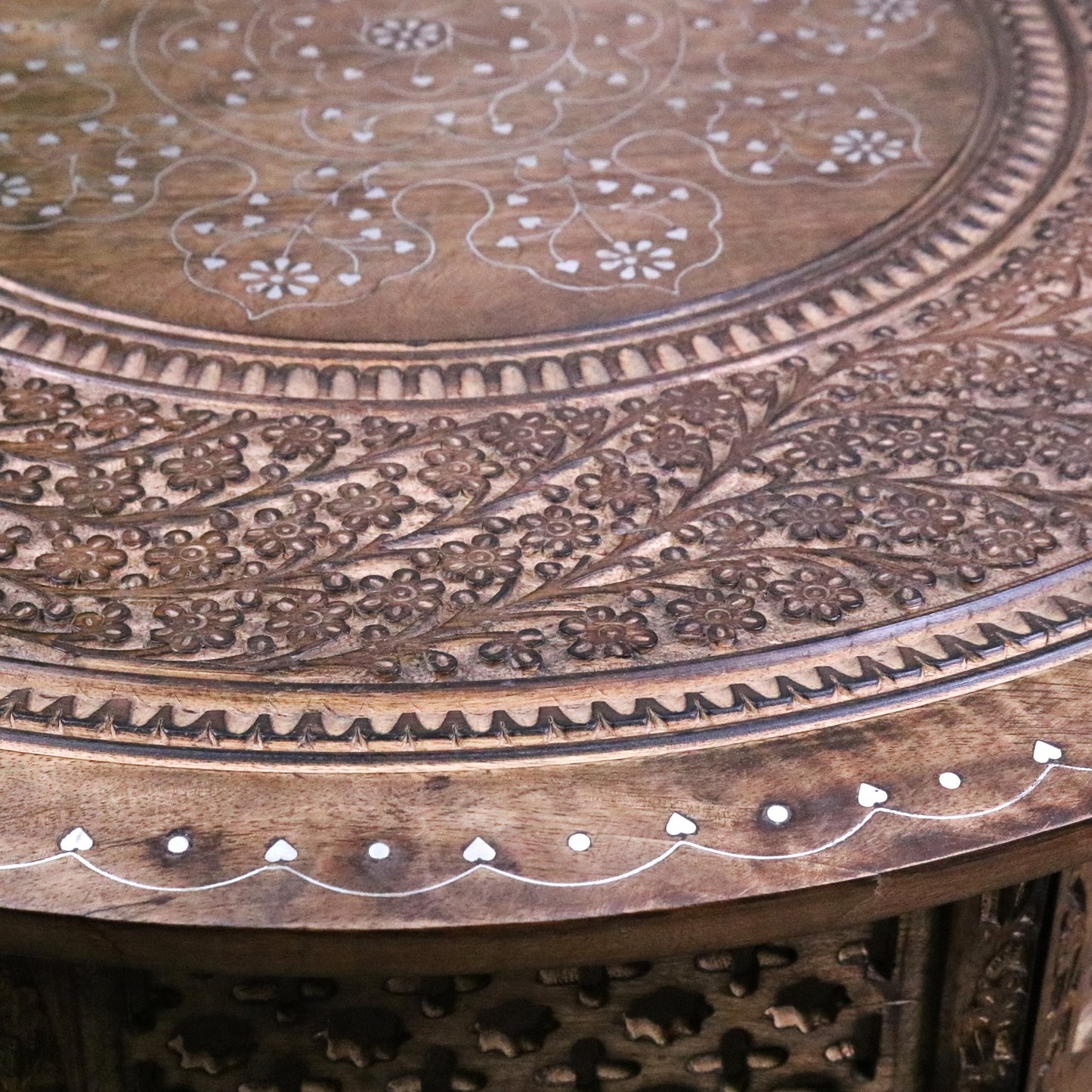 Damodar Hand Carved Mango Wood Coffee Table - Closeup of Edge