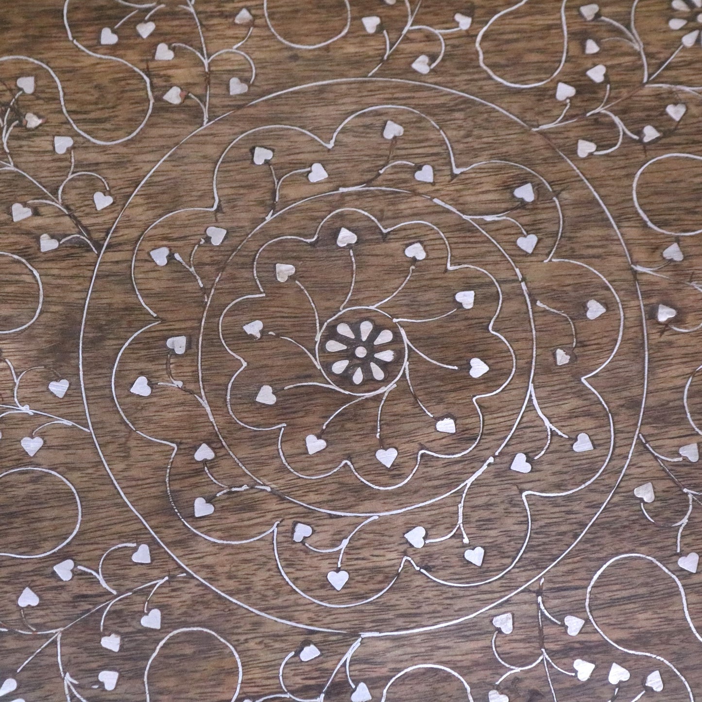 Damodar Hand Carved Mango Wood Coffee Table - Closeup of Central Design