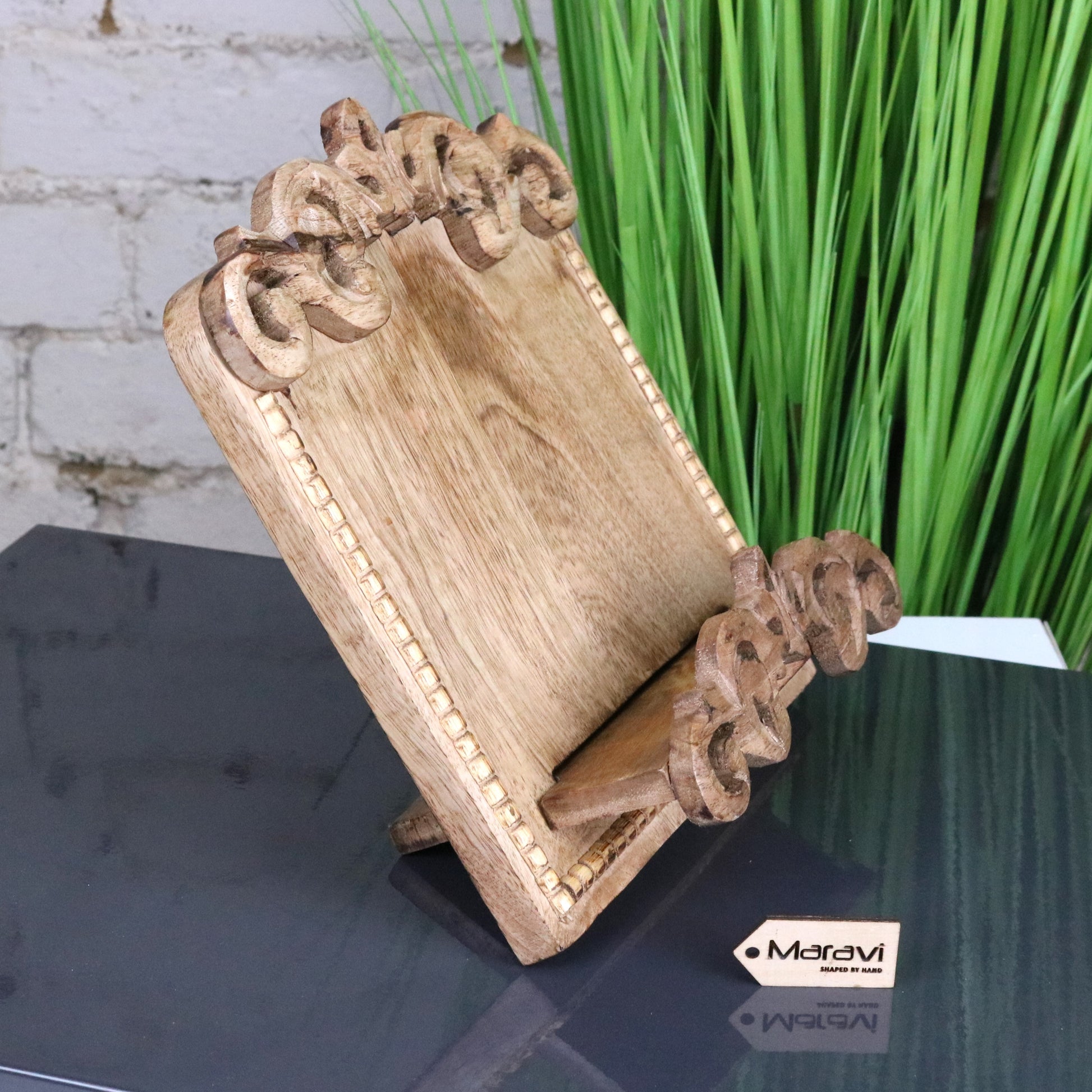 Darvik Wooden Recipe Book Stand - Side View