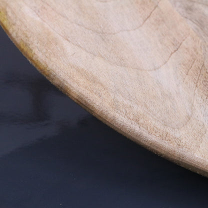 Eshani Large Wooden Chopping Board 56cm Round - Closeup of Edge