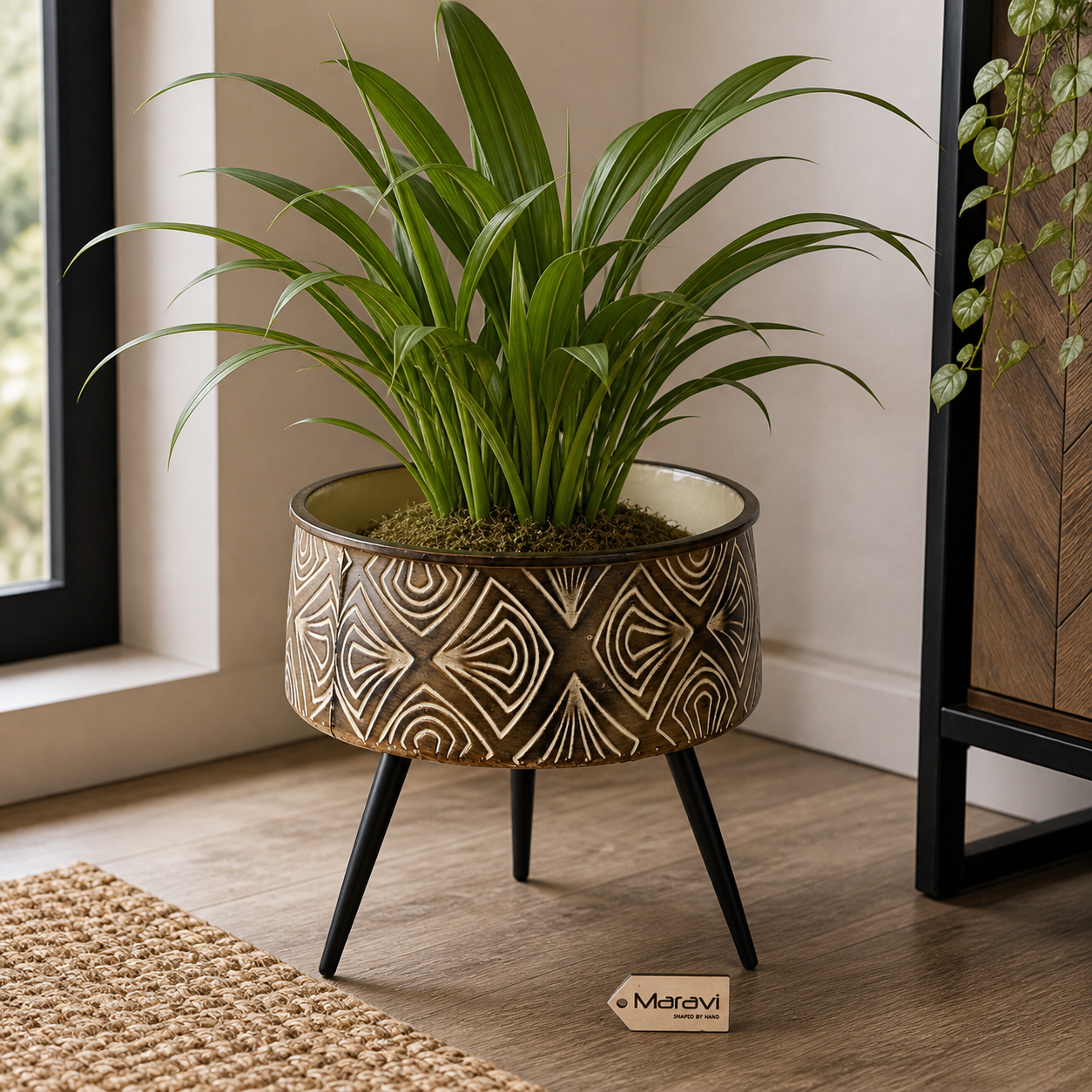 Helani Gold Planter Tripod Legs 32cm - Lifestyle Image