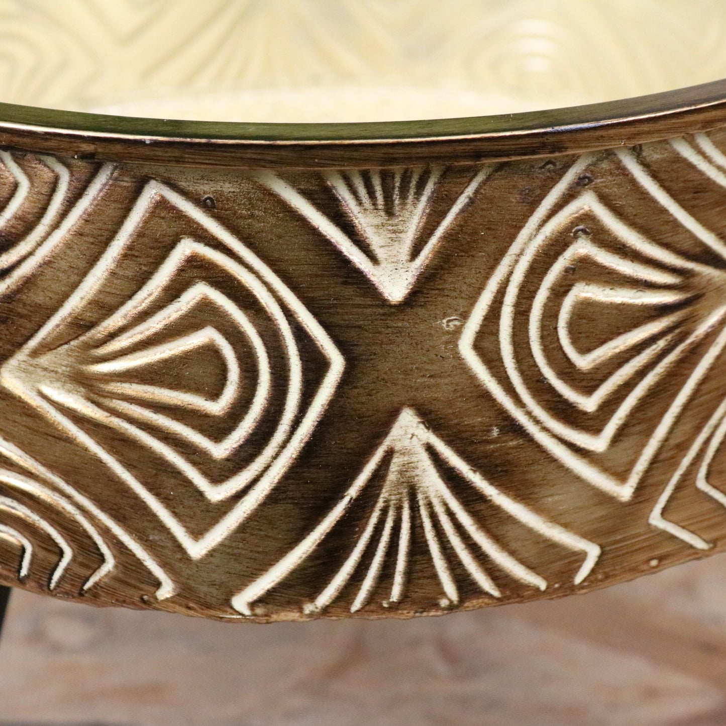 Helani Gold Planter Tripod Legs 32cm - Closeup of Design on Sidewall