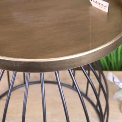 Palampur Industrial Round Side Table - Closeup of Edge