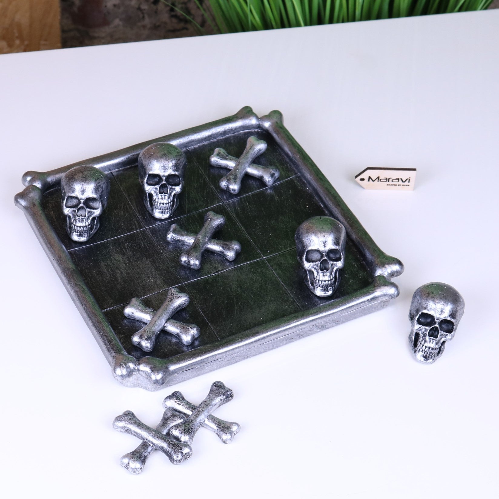 Skull and Crossbones Game Tic Tac Toe - Main Image