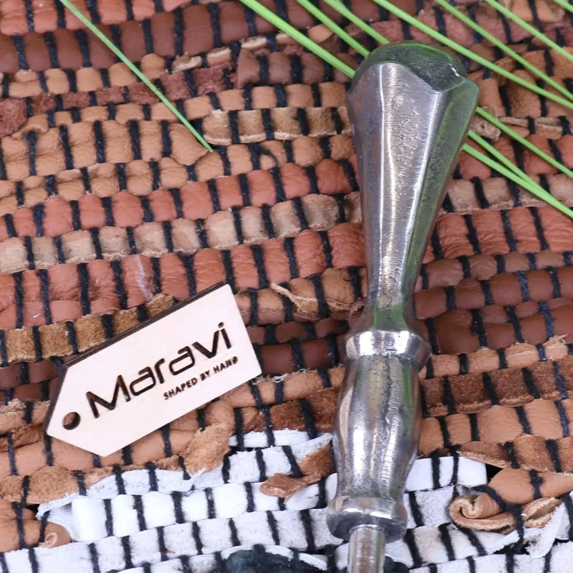 Sagara Long Handled Shoe Horn Metal Distressed Finish 54cm Maravi