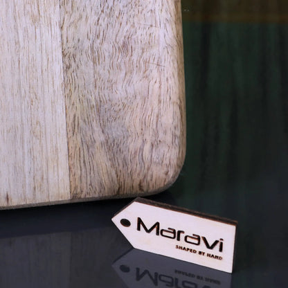Salmara 40cm Chopping Board with Hanging Loop - Closeup of Woodgrain