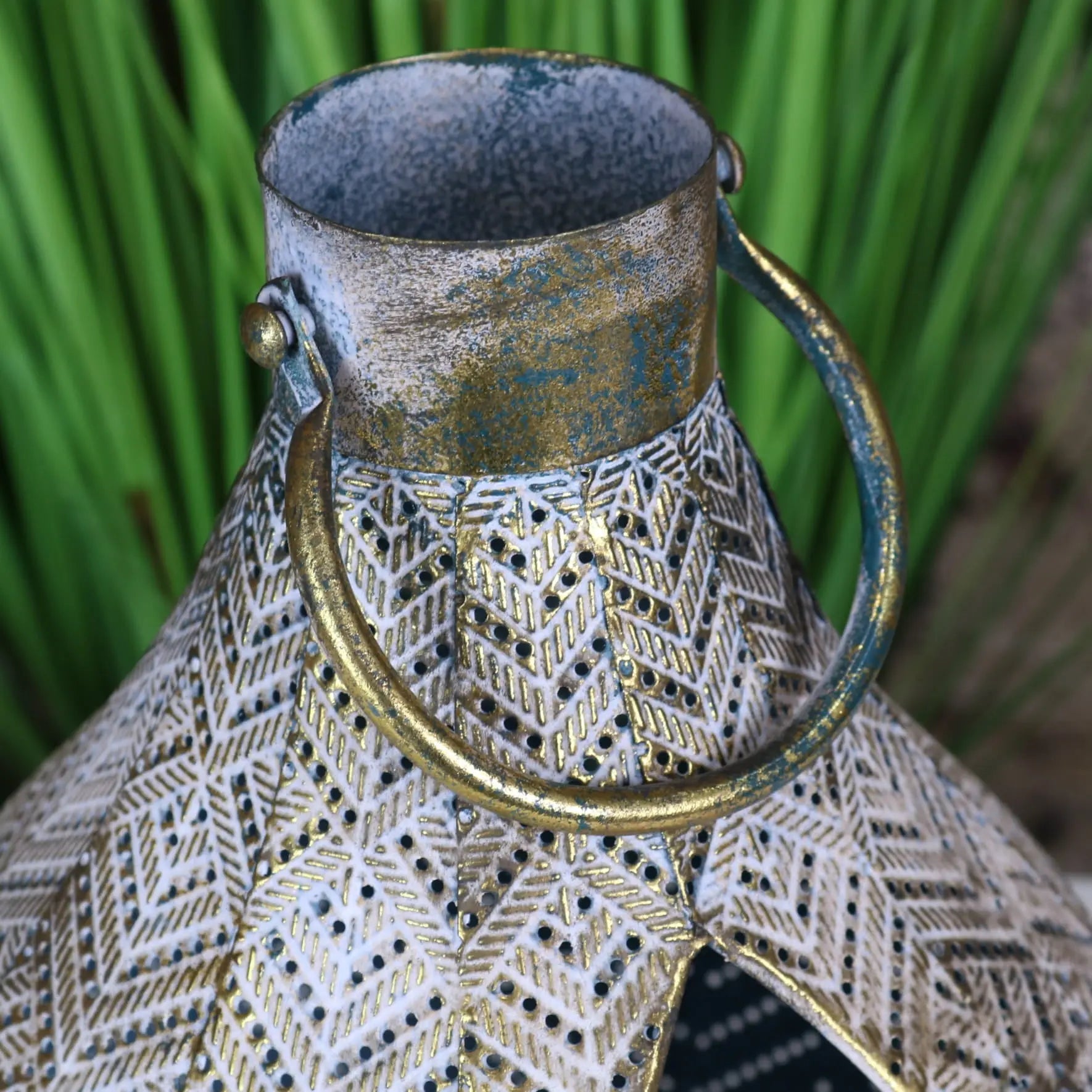 Khapri Moroccan Lantern Antiqued Gold - Closeup of Handle
