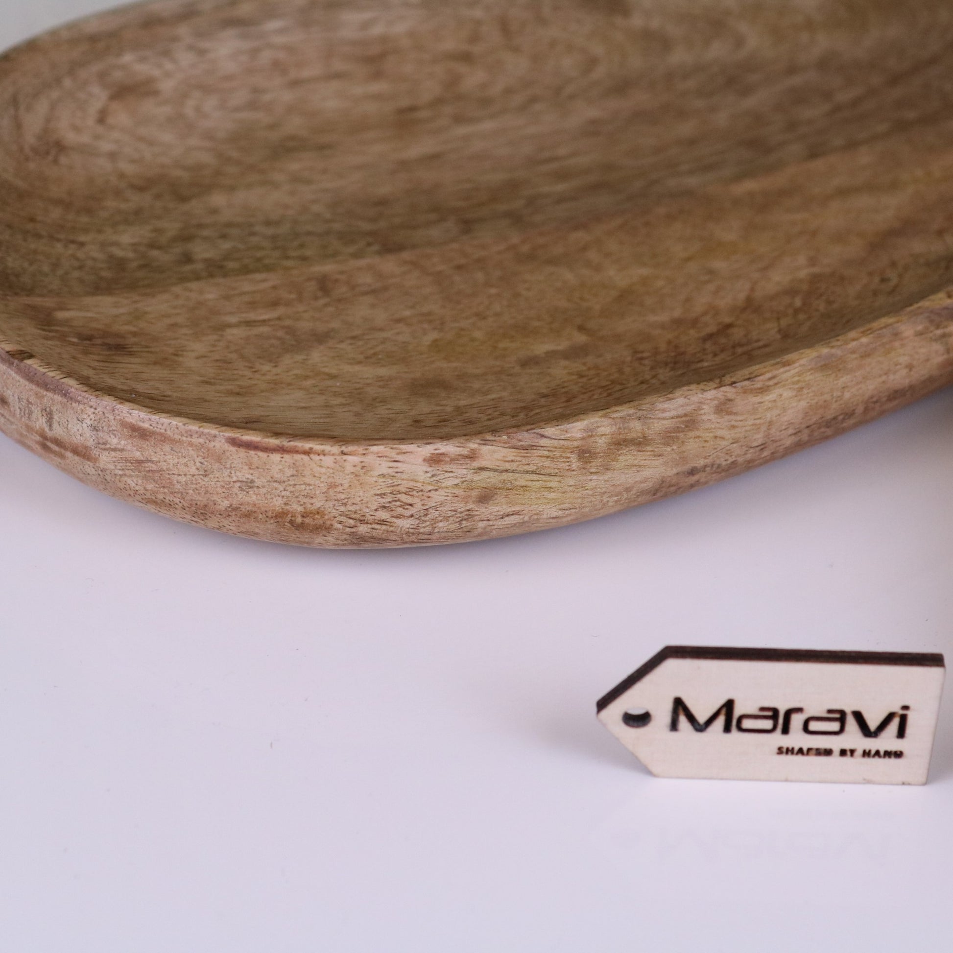 Jarita Oval Shaped Wooden Serving Dishes Set of 2 - Closeup of Edge