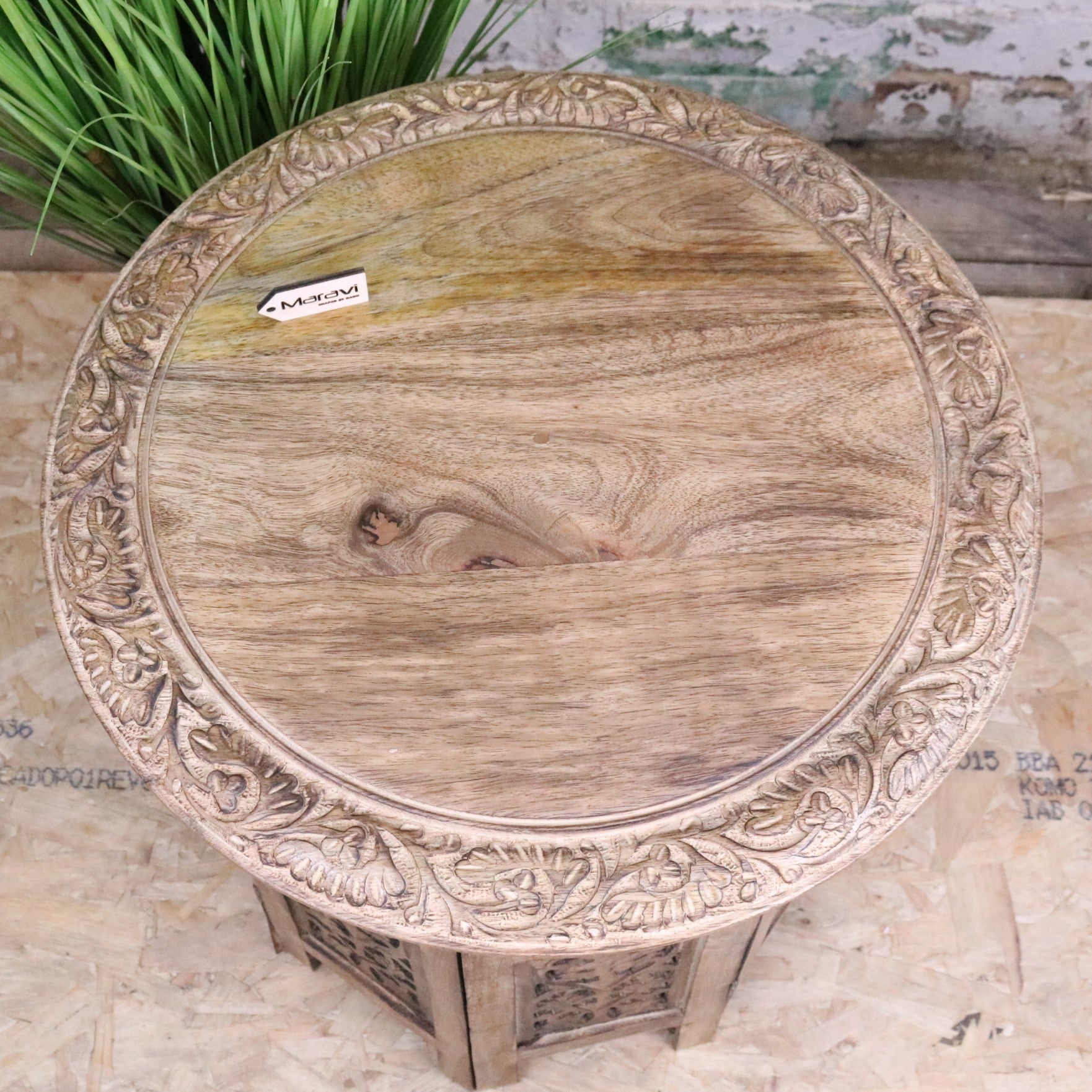 Jenari Large Mango Wood Side Table Leaf Carving - Top View