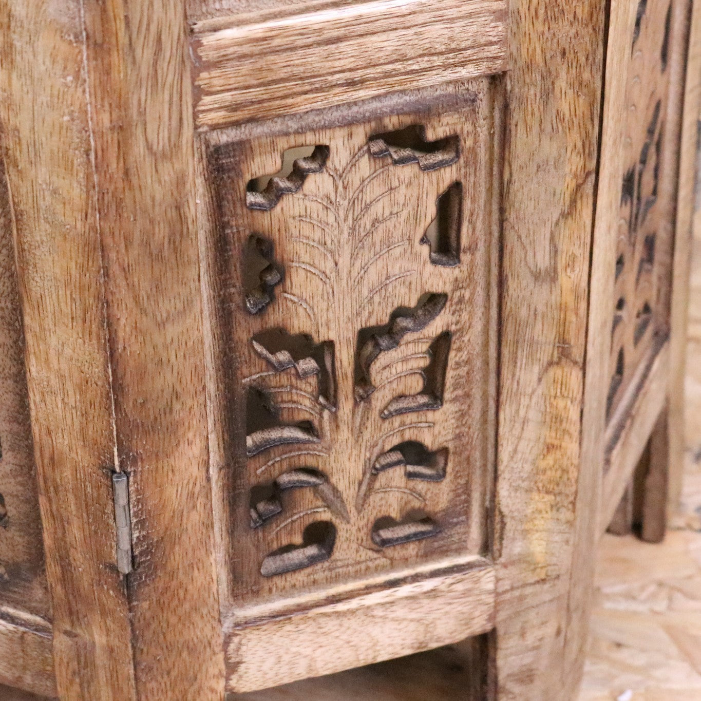 Jenari Medium Mango Wood Side Table Leaf Carving - Closeup of Leaf Carving