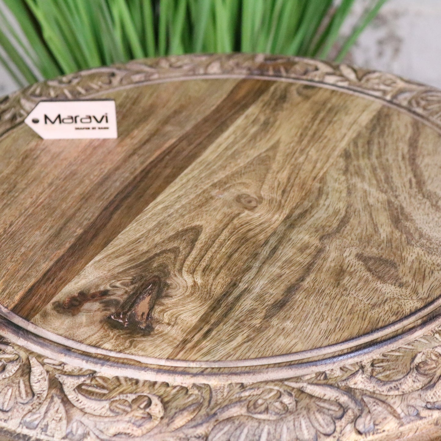 Jenari Medium Mango Wood Side Table Leaf Carving - Closeup of Woodgrain 