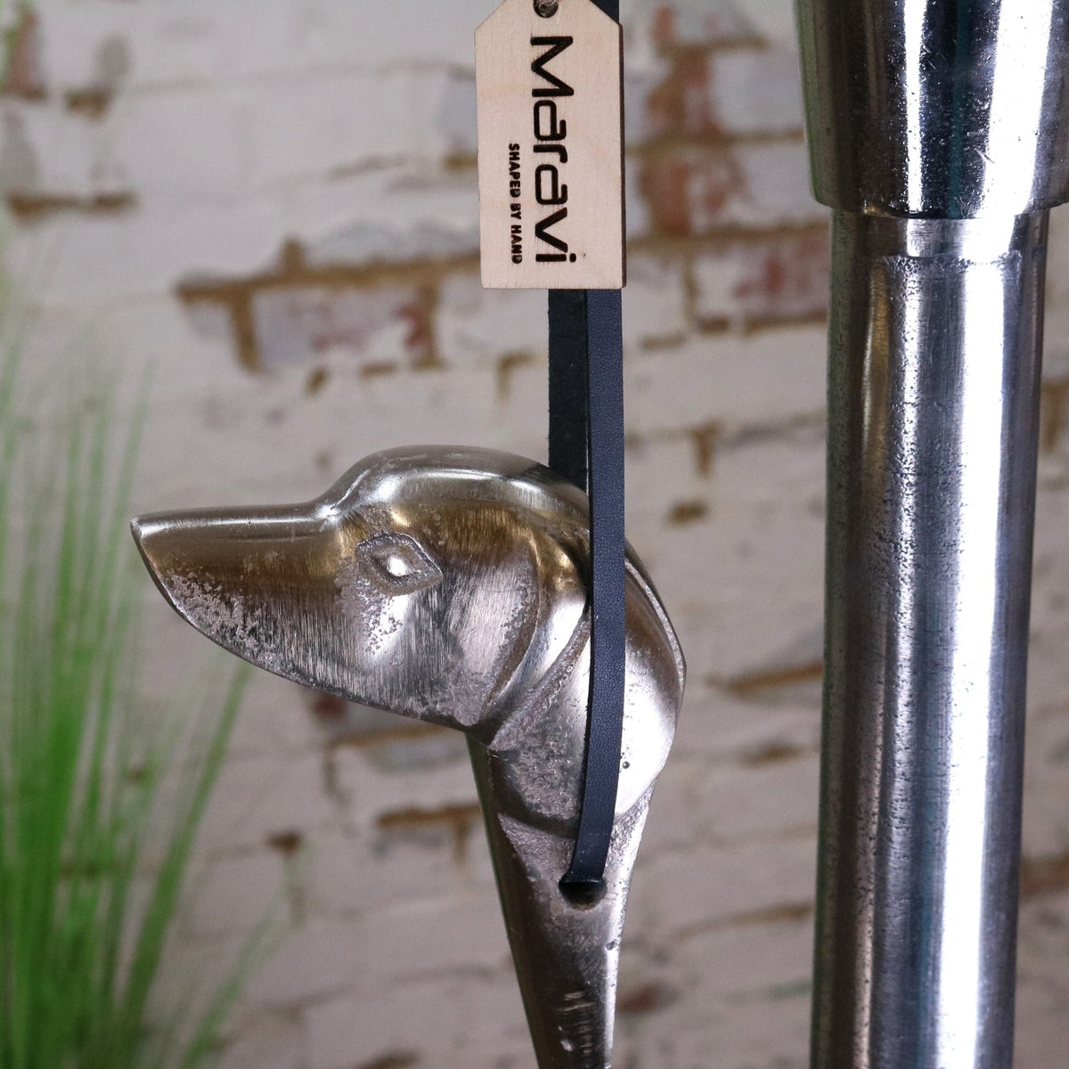Kaisa Dog Head Antique Style Shoe Horn Antique Gold - Closeup of Head Whilst Hanging