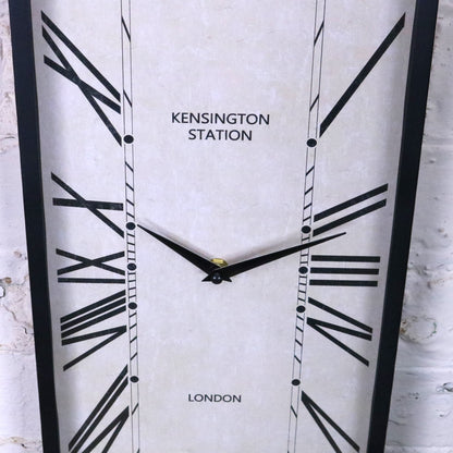 Kanira Slim Wall Clock 50cm - Closeup of Hands